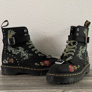 Dr. Martens Gomez Wild Botanics Boots